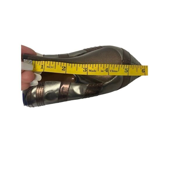 Carlos Bronze Chevron Leather Pumps - Picture 7 of 12